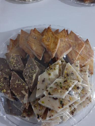 شیرینی سنتی اوریم در قائم شهر