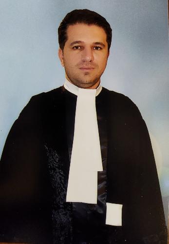 حسین زکی وکیل پایه یک دادگستری در تبریز