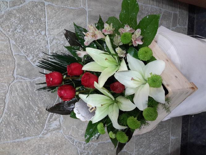 فروش انواع گل  در تبریز