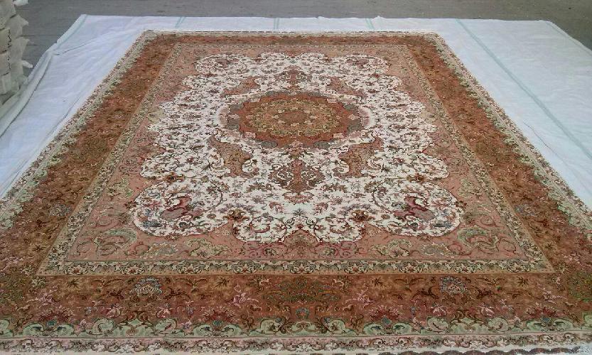 طراحی وتولید فرش دستباف  در تبریز