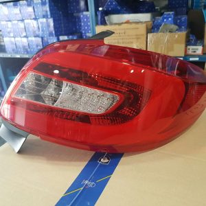 فروش عمده وخرده چراغ -شیشه چراغ و لامپ خودروهای سواری  در تبریز