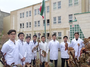 دبیرستان و هنرستان در تبریز