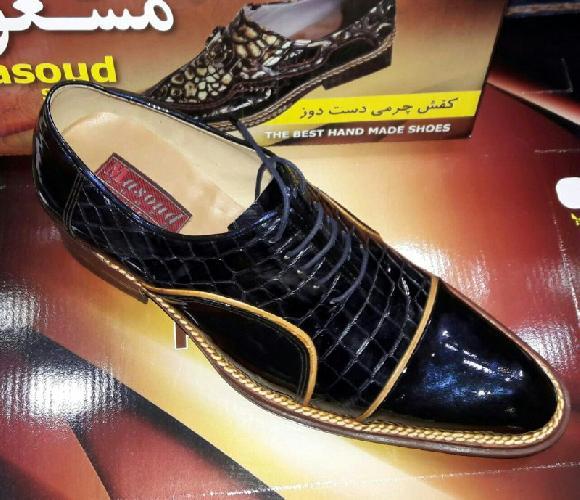 تولیدی کفش دست دوز تمام چرم در تبریز