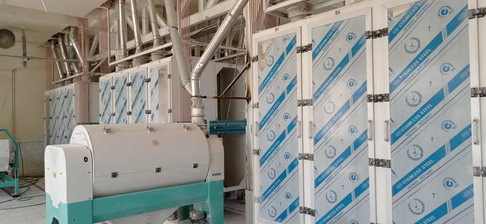 تولید انواع آرد و سبوس و نگهداری و ذخیره سازی غلات  در شاهین دژ