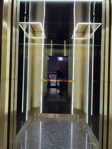 مجری آسانسورهای لاکچری لاین و پارکینگ های مکانیزه  در تبریز
