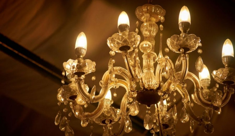 لوستر برنزی - چراغ های تزئینی در تبریز
