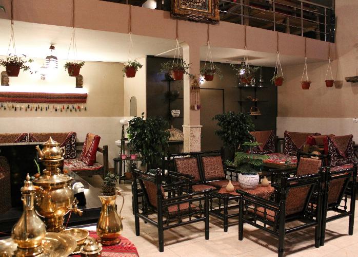 کافه رستوران سنتی خان پاشا در تبریز