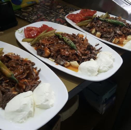 سرو انواع غذاهای ترکی در تبریز