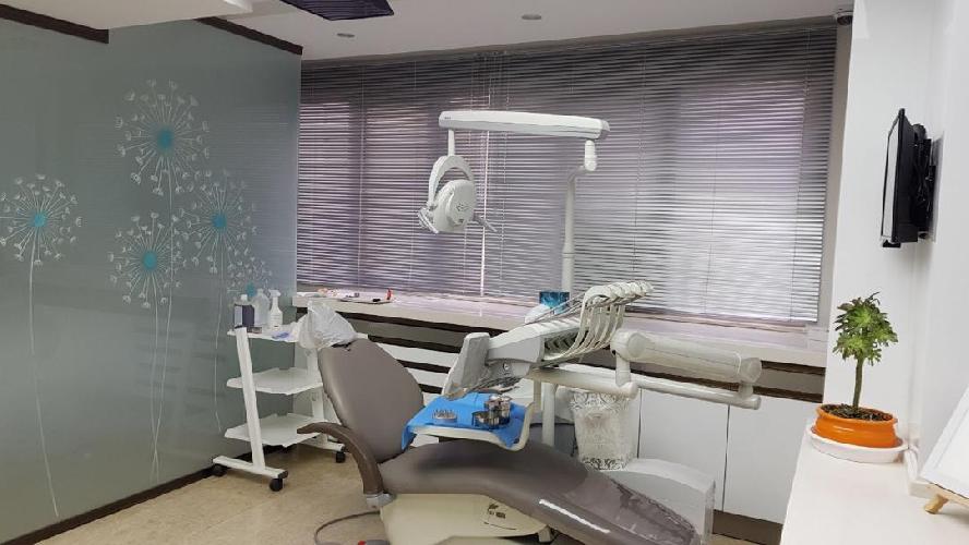 Tüm çənə implant-estetika در تبریز İmplant və gülüş uygulaması در تبریز