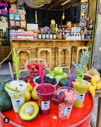 amo faraz tropical bar _بار استوایی عمو فراز در تبریز اولین مبتکر ابمیوه و شیکهای استوایی و خاص وارداتی در تبریز و غرب ایران در تبریز