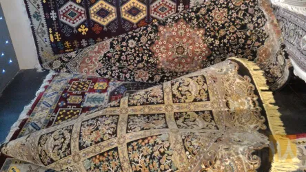 نمونه کار فرش باتیک رشدیه تبریز در تبریز - 9
