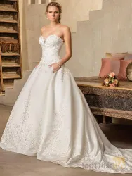 نمونه کار مزون عروس خوش ترکیب  در تبریز - 9