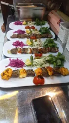 نمونه کار خانه کباب باج در تبریز - 1