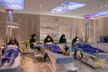 نمونه کار درمانگاه تخصصی کاشت مو و لیزر حکیمان  در تبریز - 1