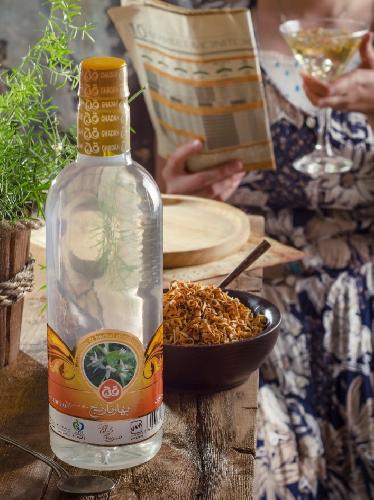 عرقیات گیاهی در کاشان