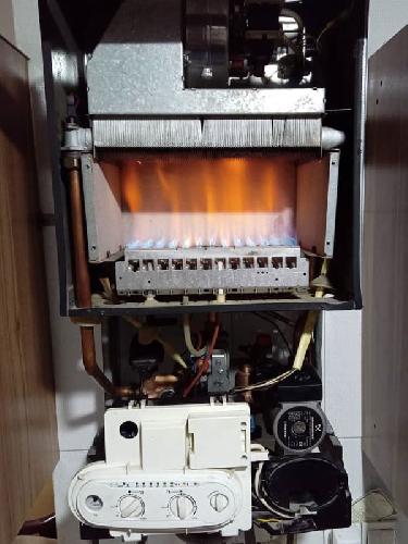 نصب و تعمیرات انواع پکیج و کولر گازی در تبریز