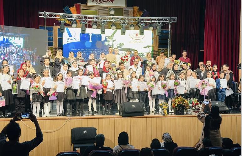 آموزش موسیقی وبرگزاری کنسرت های موسیقی بصورت رسمی وآموزشی  در تبریز