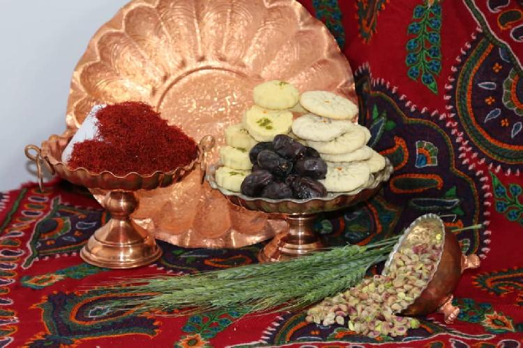 قنادی و شیرینی پزی و مواد اولیه قنادی و دستگاهها در زرند