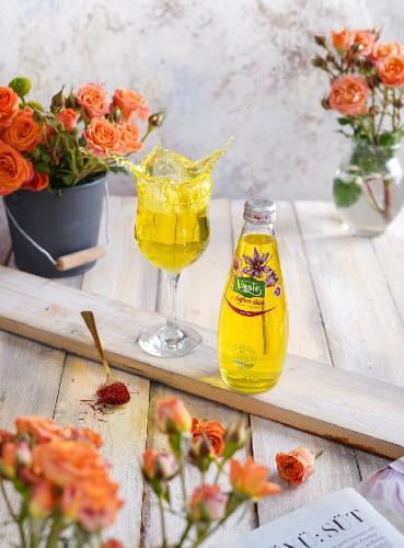 عرقیات گیاهی در کاشان