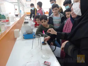 نمونه کار دبیرستان غیردولتی مشاهیر  در تبریز - 4