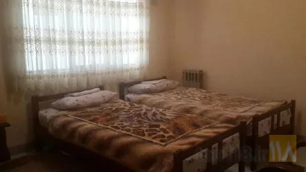 نمونه کار هتل گلشن راز - تالار و رستوران  در شبستر - 4