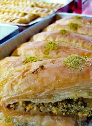 نمونه کار باقلوا لذت سنتر  در تبریز - 5