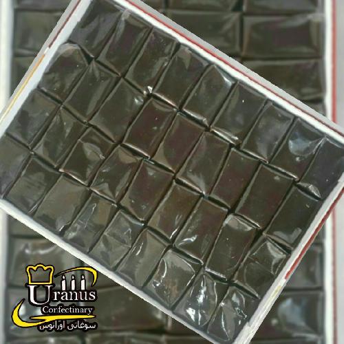 سوغاتی اورانوس در تبریز شیرینی و سوغات در تبریز