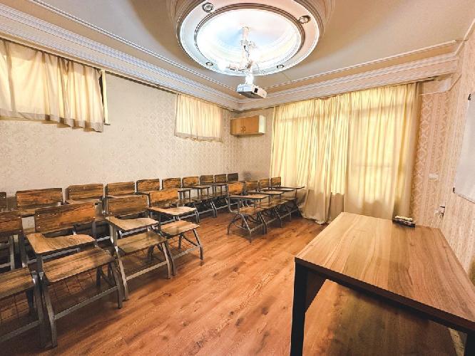  دبیرستان دوره اول و دوم در تبریز