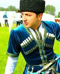 نمونه کار لباس سنتی آذربایجان  در تبریز - 6