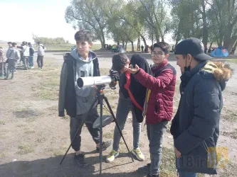 نمونه کار دبیرستان غیردولتی مشاهیر  در تبریز - 7