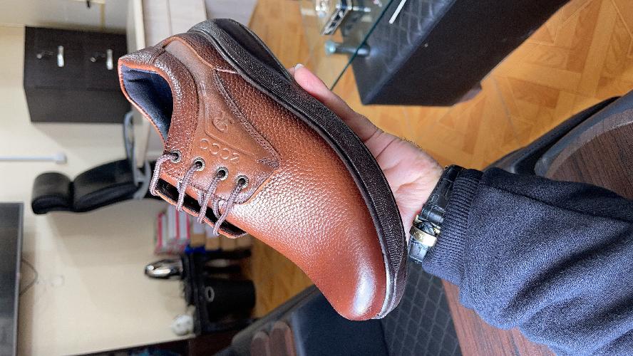 Rakhshi shoes کفش رخشی در تبریز تولید انواع کفش مجلسی و اسپرت مجلسی در تبریز
