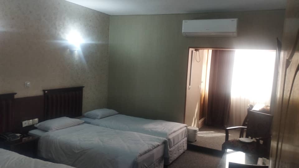 هتل جهانگردی 2 ستاره سراب	 در سراب هتل در سراب