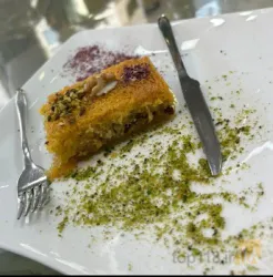 نمونه کار باقلوای علی کیپا در سلمان شهر - 8
